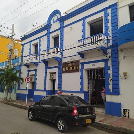 Hotel Andalucia Inn Santa Marta  Eksteriør billede
