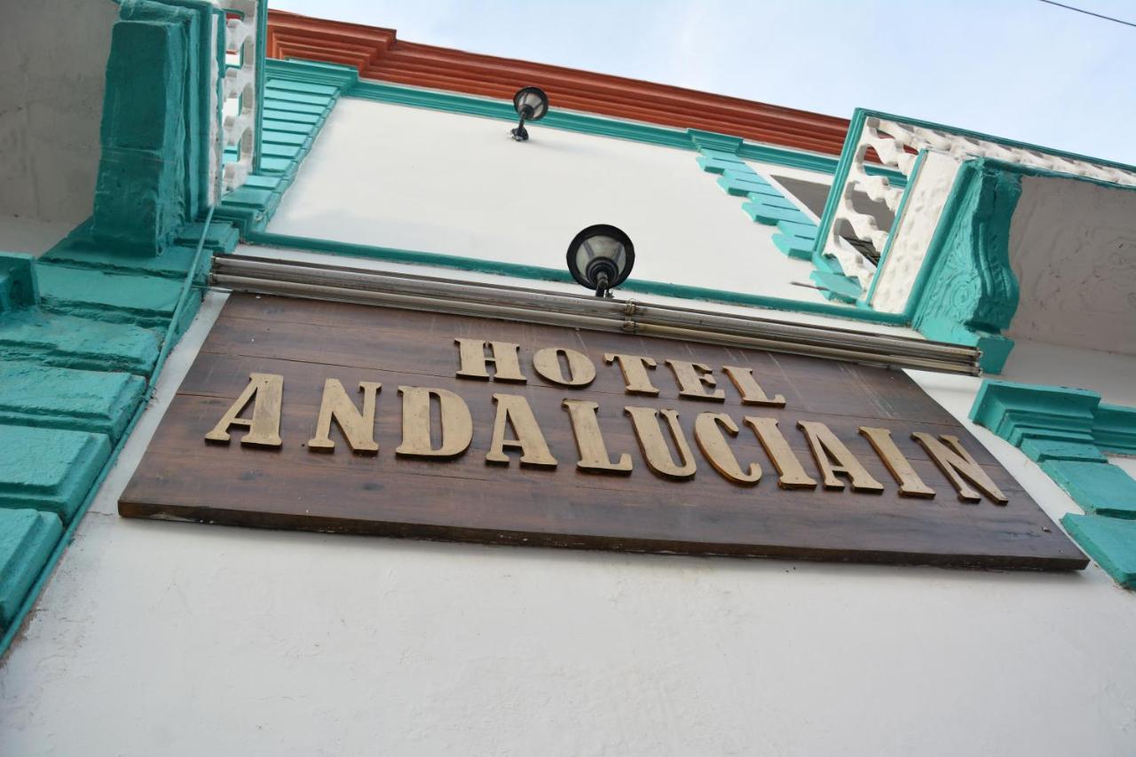Hotel Andalucia Inn Santa Marta  Eksteriør billede