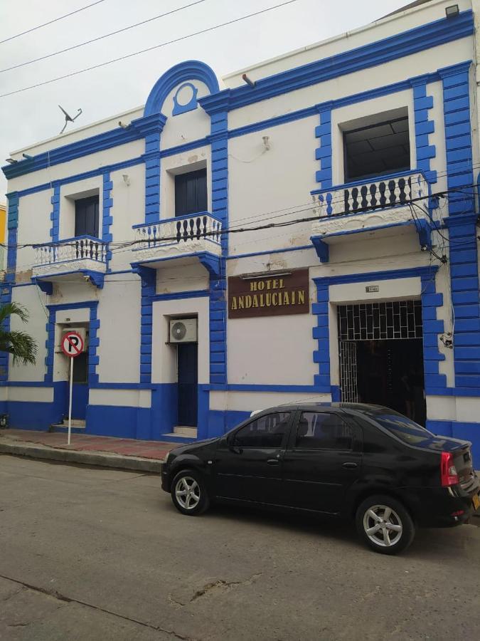 Hotel Andalucia Inn Santa Marta  Eksteriør billede
