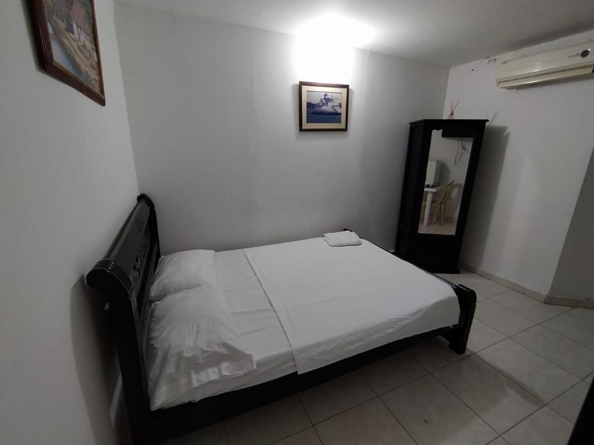Hotel Andalucia Inn Santa Marta  Eksteriør billede