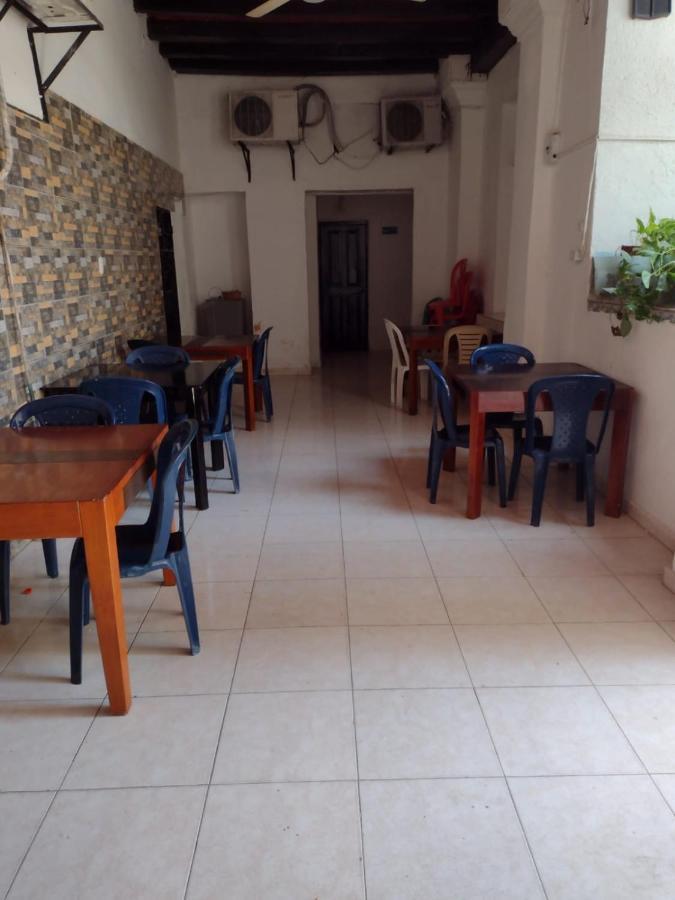 Hotel Andalucia Inn Santa Marta  Eksteriør billede